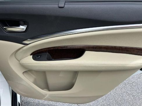 Used 2018 Acura MDX FWD w/ Tech & Entertainment image 16