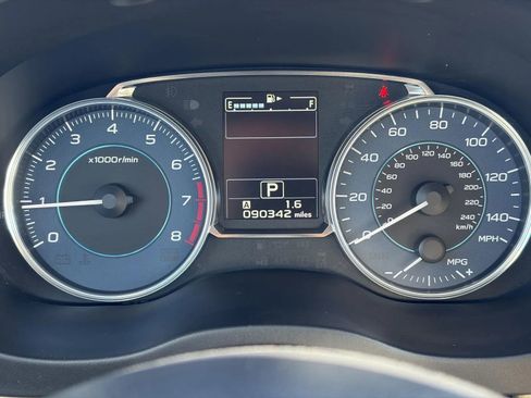 Used 2016 Subaru Impreza 2.0i Limited image 18