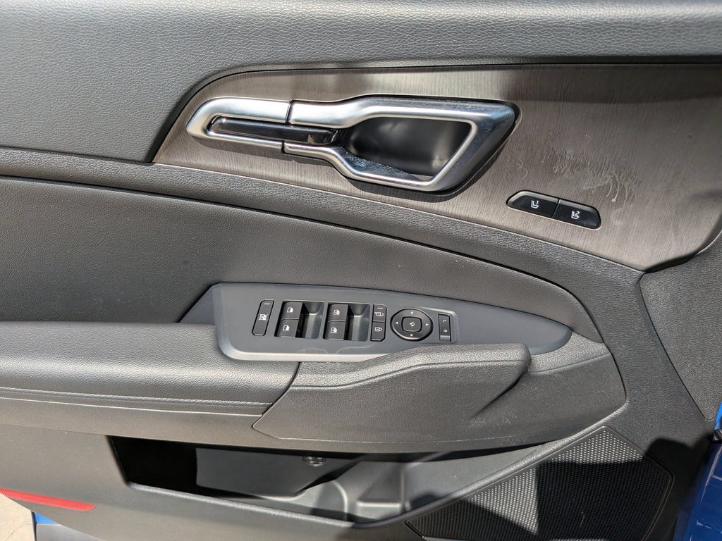 Certified 2026 Kia Sportage X-Pro Prestige AWD/4WD image 21