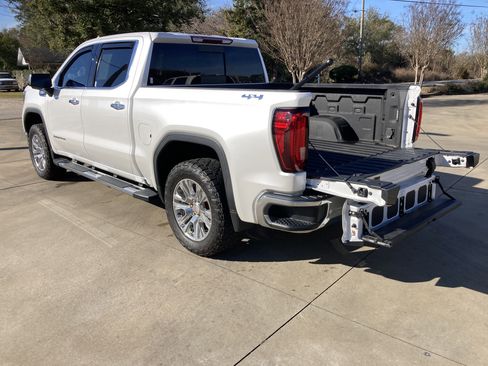 Used 2021 GMC Sierra 1500 SLT w/ SLT Premium Plus Package image 8