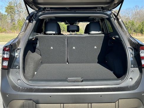 New 2026 Nissan Kicks SR image 13