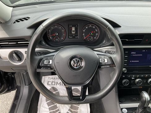 Used 2021 Volkswagen Passat 2.0T SE FWD image 23