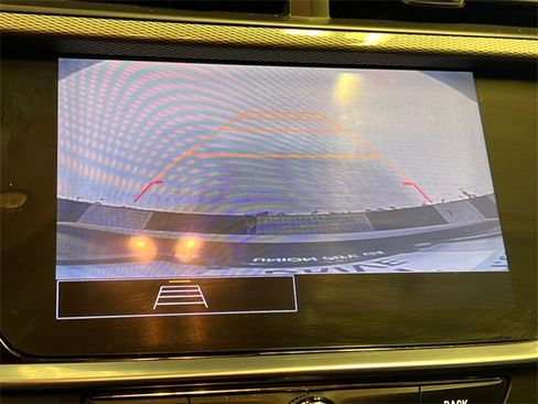 Used 2022 Buick Encore GX Select image 25