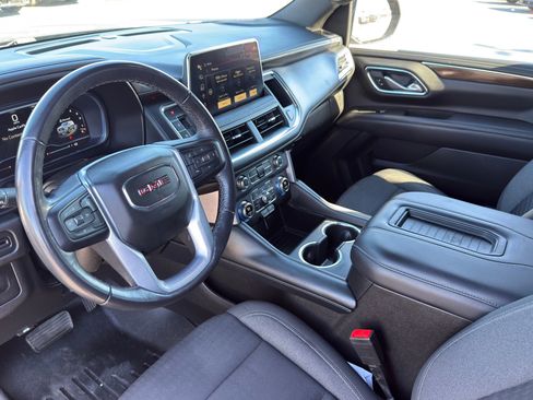Used 2022 GMC Yukon SLE image 10