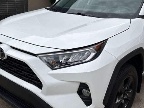 Used 2019 Toyota RAV4 XLE w/ Protection Package AWD/4WD image 6