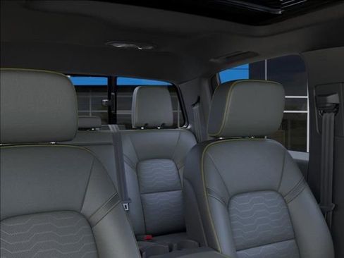 New 2026 Chevrolet Colorado ZR2 w/ Technology Package image 24