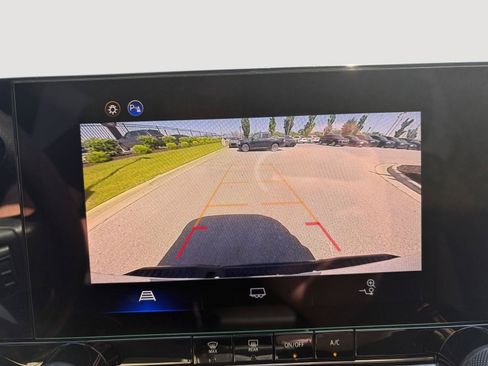 Used 2024 Chevrolet Colorado Trail Boss AWD/4WD image 16
