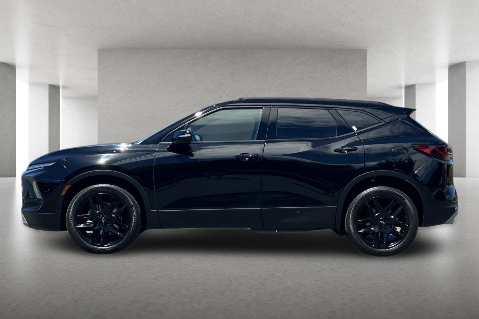 Used 2023 Chevrolet Blazer LT AWD/4WD image 7