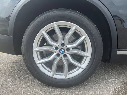 Used 2023 BMW X5 xDrive40i w/ Premium Package AWD/4WD image 16
