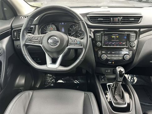 Used 2022 Nissan Rogue Sport SL image 10