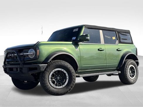 Certified 2022 Ford Bronco Outer Banks w/ Sasquatch Package image 3