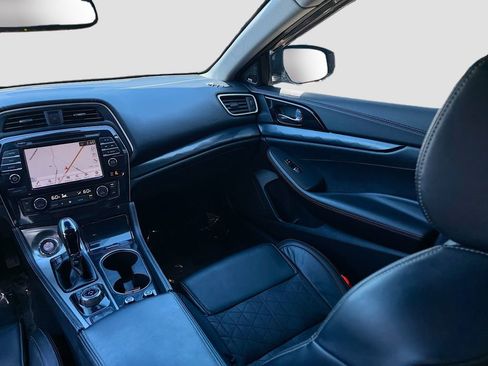 Used 2020 Nissan Maxima Platinum w/ Sport Mat Group FWD image 25