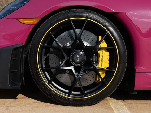 Used 2024 Porsche 718 Cayman GT4 RS w/ Weissach Package image 8