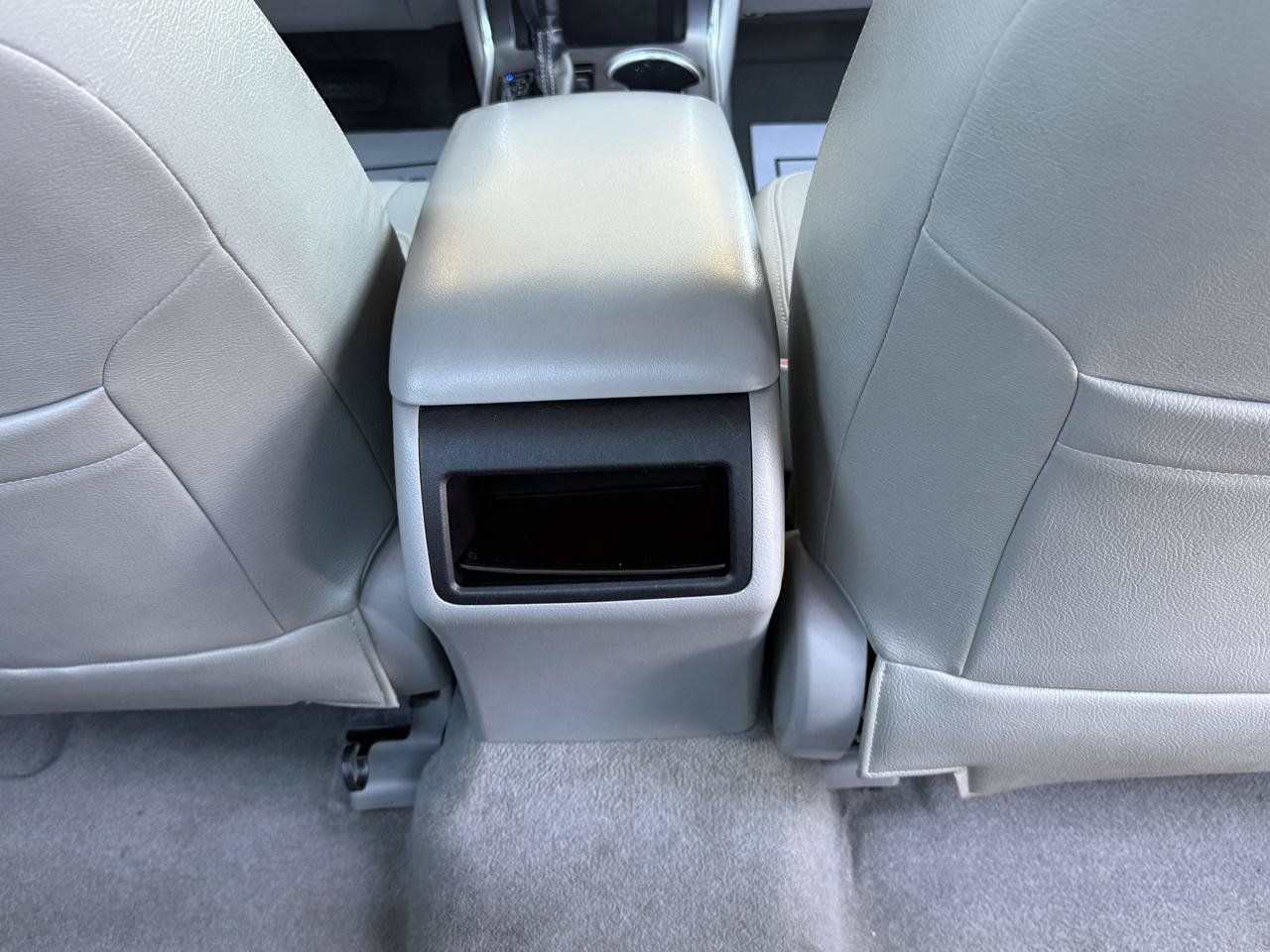 Used 2017 Toyota Camry LE FWD image 18