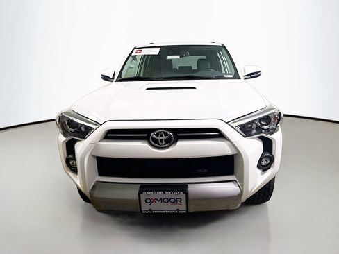 Certified 2024 Toyota 4Runner TRD Off-Road Premium AWD/4WD image 2