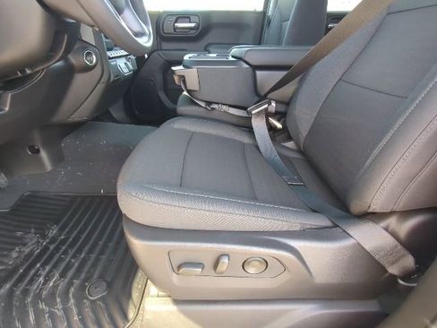 New 2026 Chevrolet Silverado 1500 Custom image 9