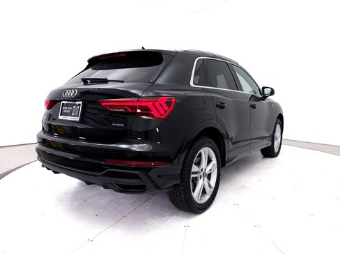 Used 2024 Audi Q3 2.0T Premium Plus w/ Premium Plus Package AWD/4WD image 19