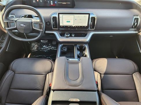 New 2026 Ford Expedition Platinum w/ Platinum Ultimate Package image 18