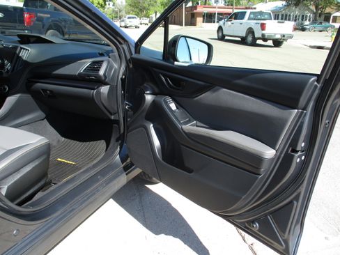 Used 2023 Subaru Crosstrek 2.5i Sport AWD/4WD image 24