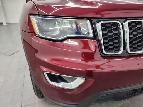 Used 2017 Jeep Grand Cherokee Laredo w/ Quick Order Package 23E image 22