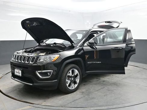 Used 2018 Jeep Compass Limited AWD/4WD image 43