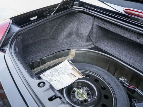 Used 2002 Ford Thunderbird Deluxe RWD image 87