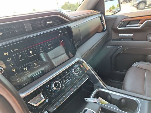 Used 2023 GMC Sierra 1500 Denali AWD/4WD image 28