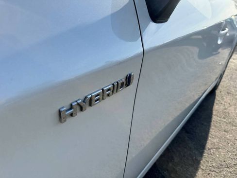 Used 2012 Toyota Prius Two FWD image 8