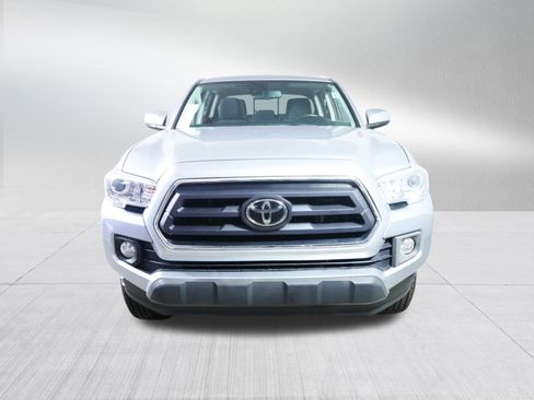 Used 2023 Toyota Tacoma SR5 image 2