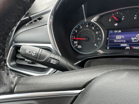 Used 2021 Chevrolet Equinox LT image 33