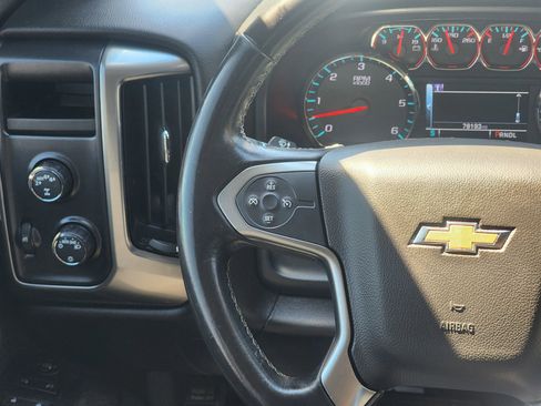 Used 2019 Chevrolet Silverado 1500 LT AWD/4WD image 11