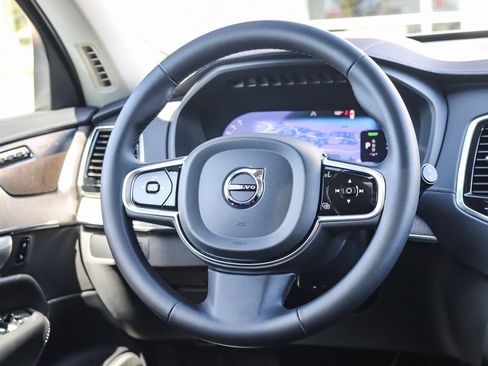 Used 2023 Volvo XC90 T8 Ultimate w/ Protection Package Premier AWD/4WD image 17