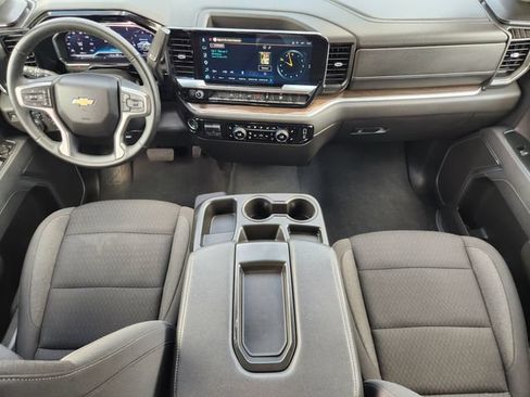 Used 2025 Chevrolet Silverado 1500 LT AWD/4WD image 26