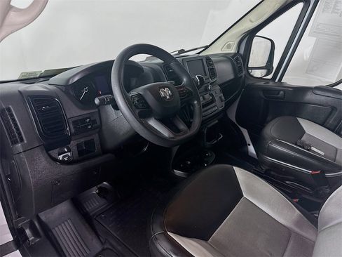 Used 2023 RAM ProMaster 2500 image 30