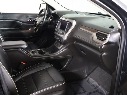 Used 2021 GMC Acadia Denali w/ Denali Technology Package FWD image 31