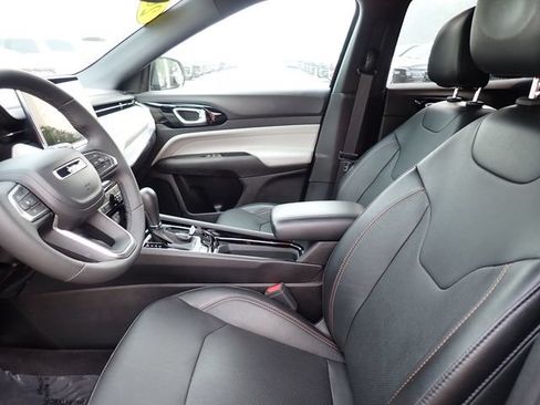 Certified 2023 Jeep Compass Limited AWD/4WD image 13