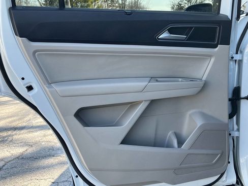 Used 2019 Volkswagen Atlas SEL image 22