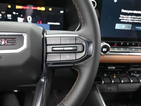 New 2026 GMC Canyon AT4 AWD/4WD image 32