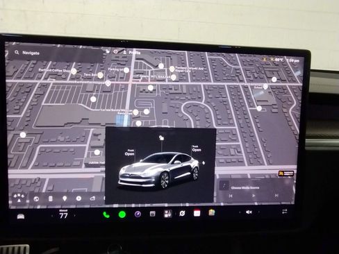 Used 2022 Tesla Model S Plaid AWD/4WD image 28