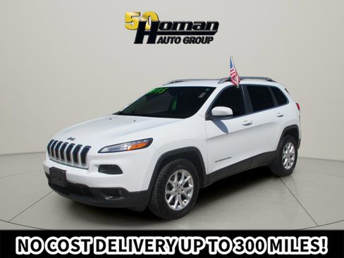 Used 2015 Jeep Cherokee Latitude w/ Cold Weather Group AWD/4WD image 1