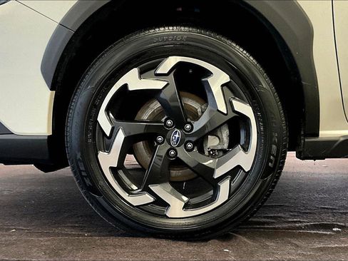 Used 2023 Subaru Crosstrek 2.5i Limited w/ Moonroof Package image 8