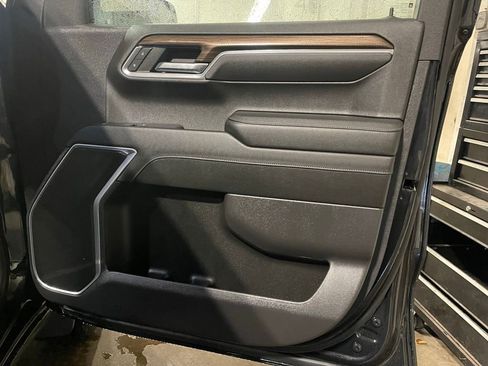 Used 2023 Chevrolet Silverado 1500 LT image 21