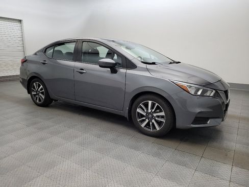 Used 2020 Nissan Versa SV FWD image 11