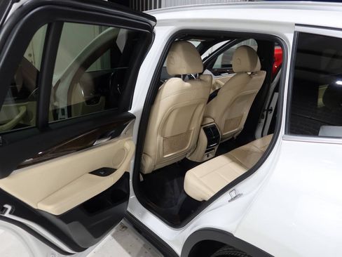 Used 2019 BMW X3 sDrive30i RWD image 16