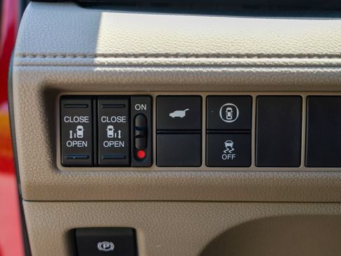 Used 2023 Honda Odyssey EX-L image 52