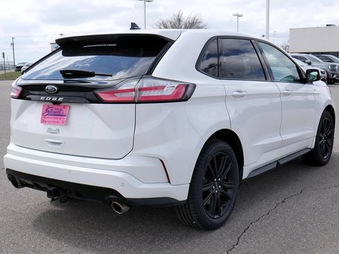 Used 2021 Ford Edge ST-Line w/ Class II Trailer Tow Package AWD/4WD image 11