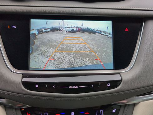 Used 2017 Cadillac XT5 Premium Luxury image 29