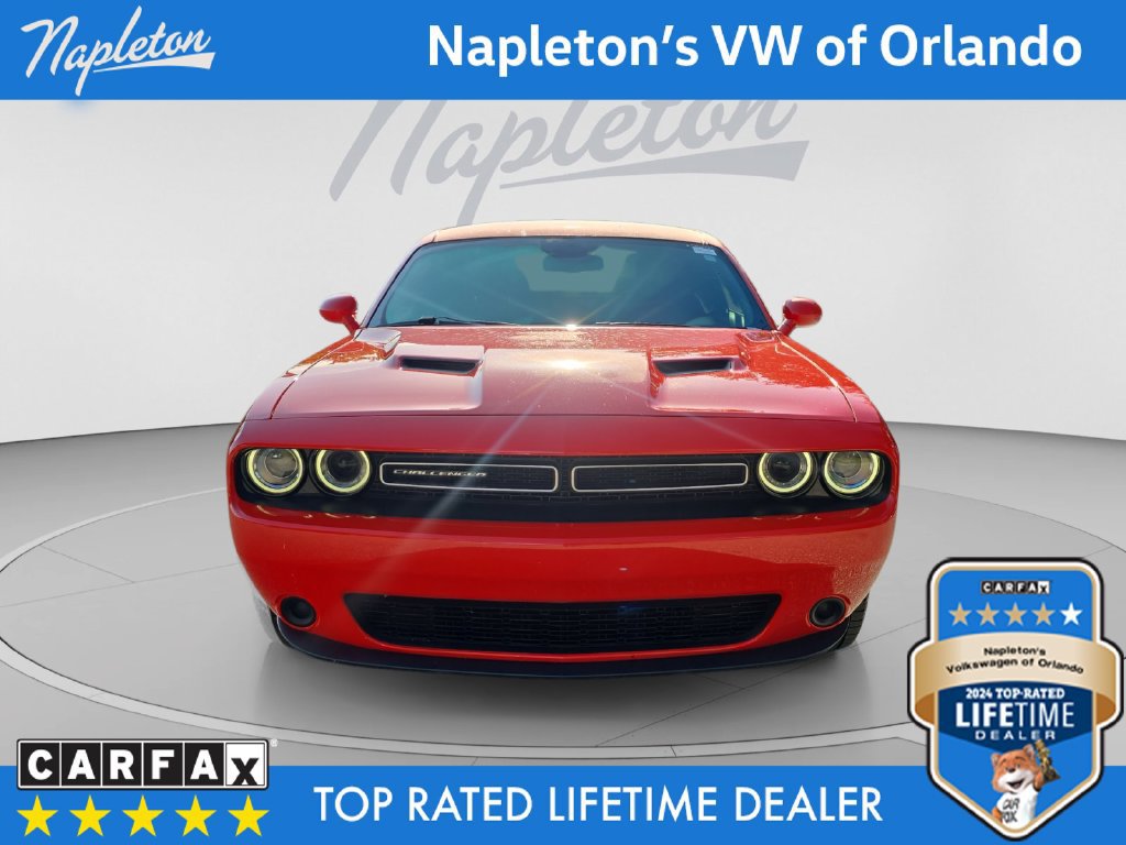 Used 2022 Dodge Challenger SXT RWD image 9