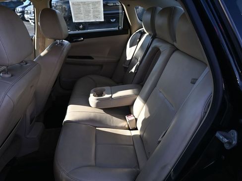 Used 2011 Chevrolet Impala LT w/ Luxury Edition Package image 17