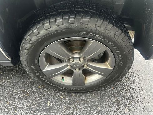 Used 2015 Jeep Patriot High Altitude AWD/4WD image 9